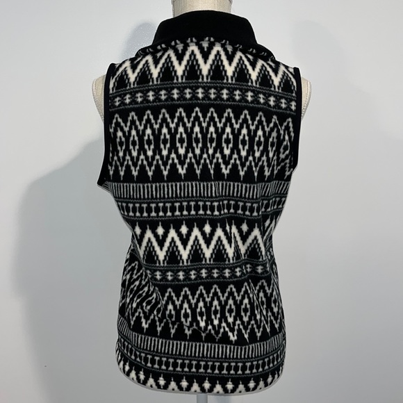 Chaps Fleece Zip Front Vest - Picture 6 of 11